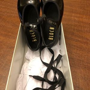 Bloch Patent Annie Tyette Tap Shoes Child’s Size 9.5